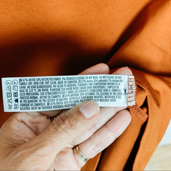 Forever 21 Solid Midi Dress Size Medium - Picture 6 of 6